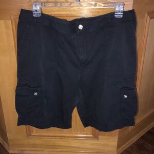 Lauren Ralph Lauren Women’s Black Cargo Shorts - Size 18W